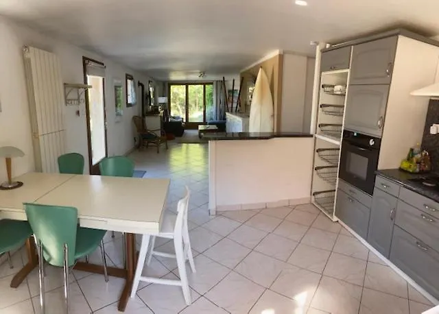 Joli Rez-De-Villa 80 M2 Proche Mer Carqueiranne 0*,  France