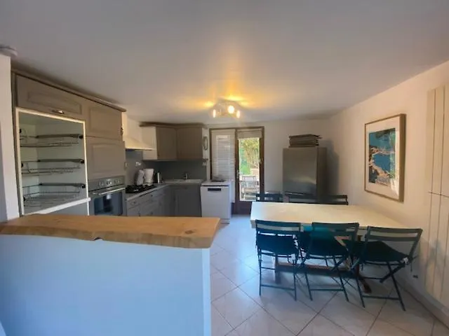 Joli Rez-De-Villa 80 M2 Proche Mer Carqueiranne